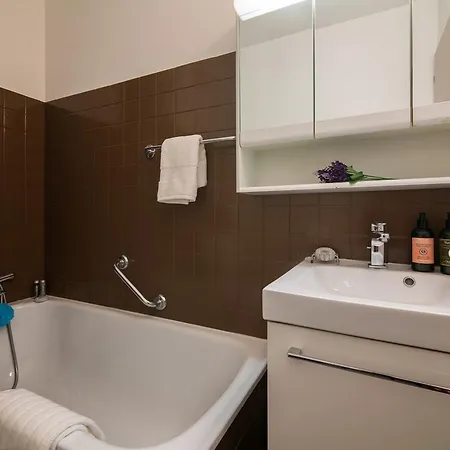 Apartamento L'outa 409 *
